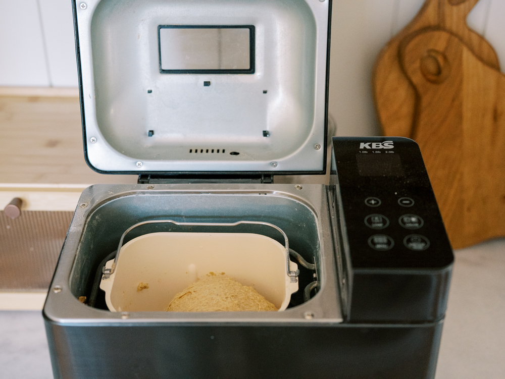 quick sourdough sandwich loaf in a KBS bread machine