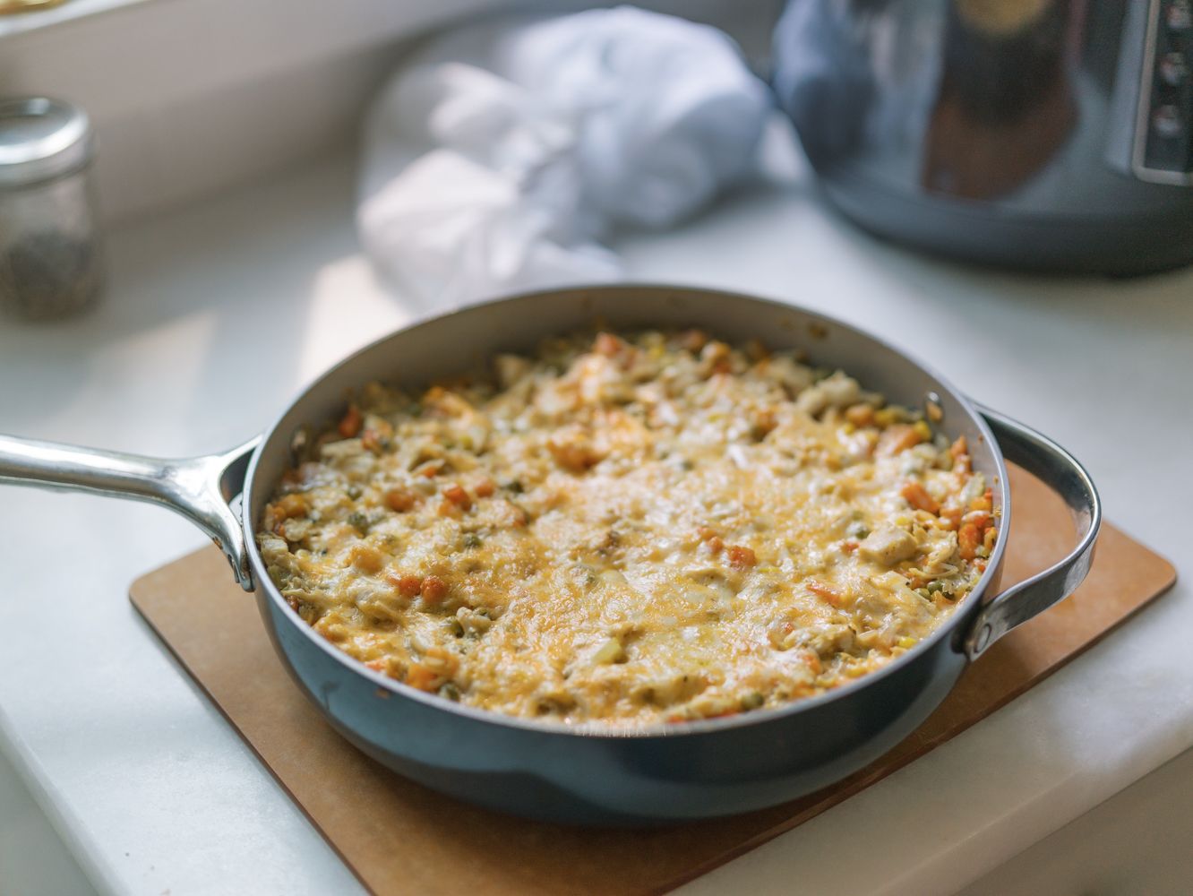 chicken pot pie rice skillet