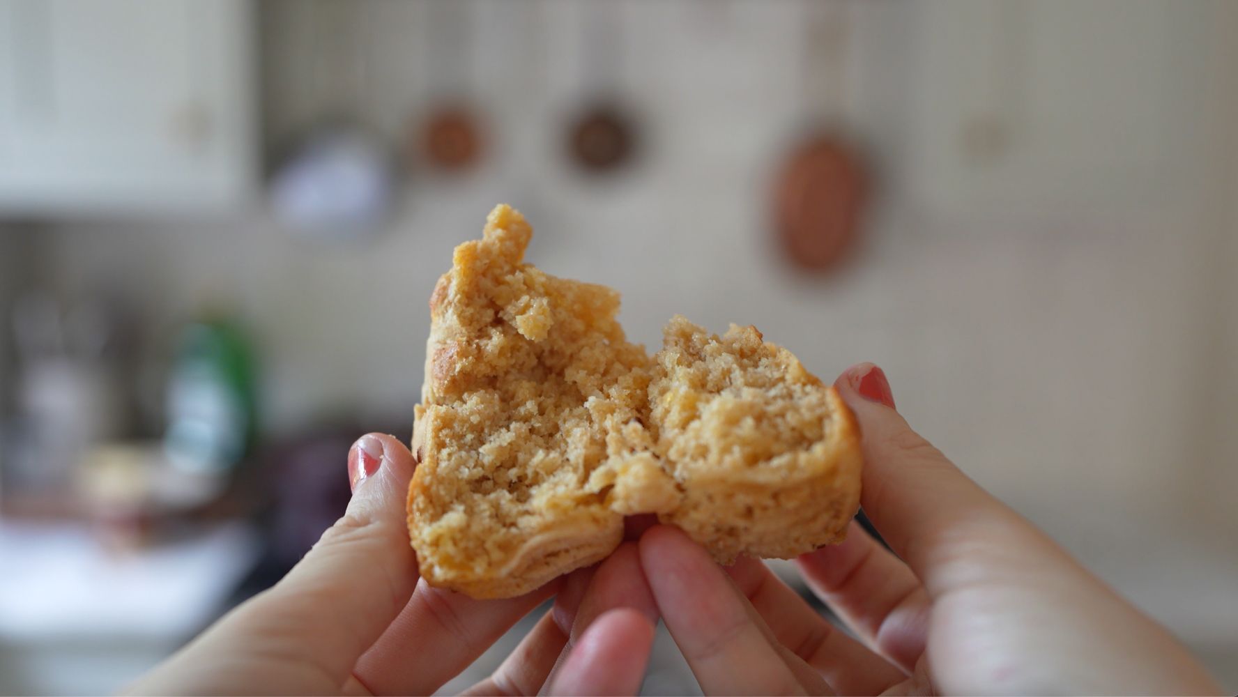 Easy Cheesy Cornbread Muffins – A Favorite Side!