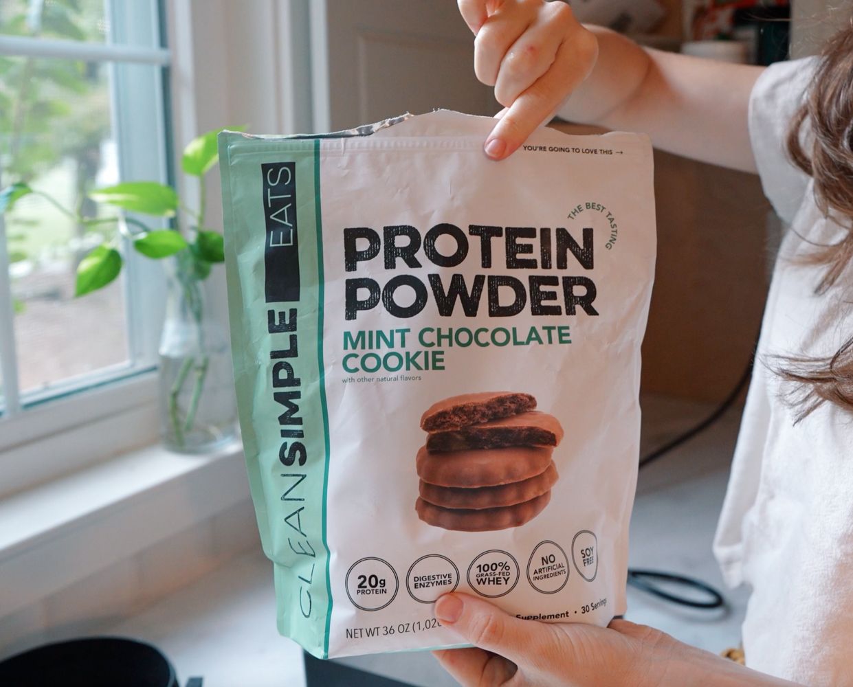 clean simple eats chocolate mint smoothie recipe