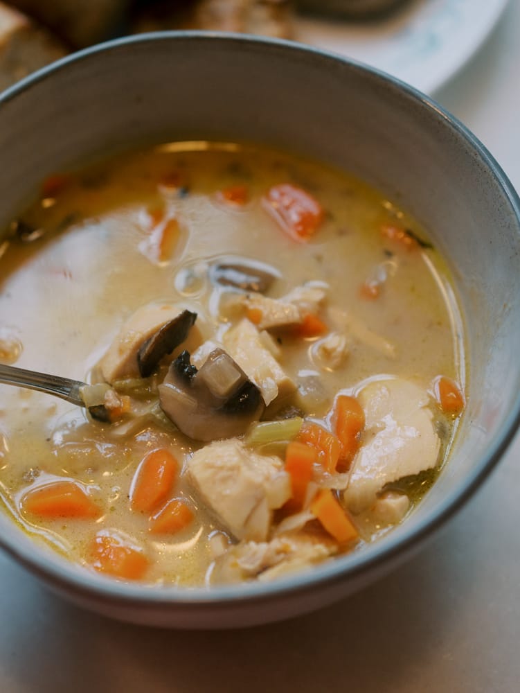 creamy chicken and mushroom soup