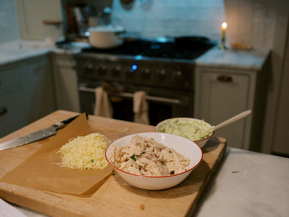White Chicken Lasagna with Creamy Pesto Filling
