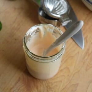 Creamy Sriracha Lime Sauce