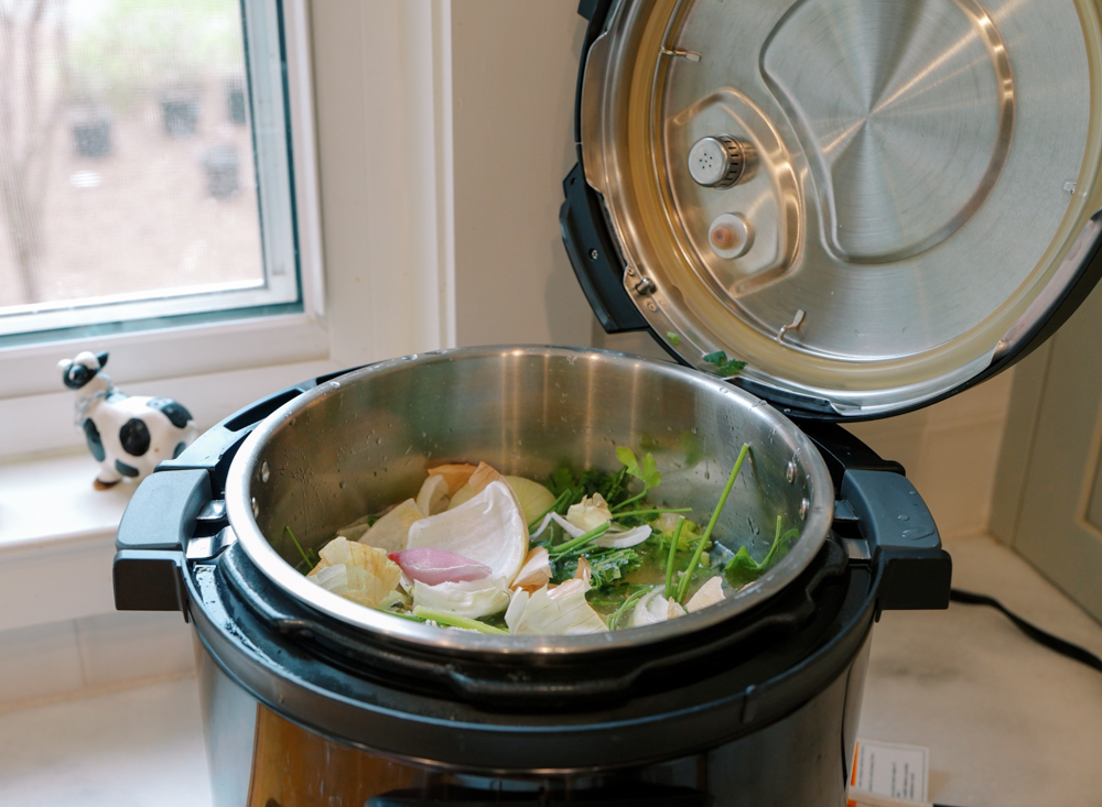 instant pot chicken stock