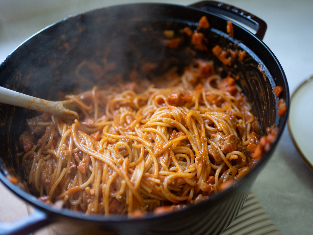 simply sunday spaghetti in a pot