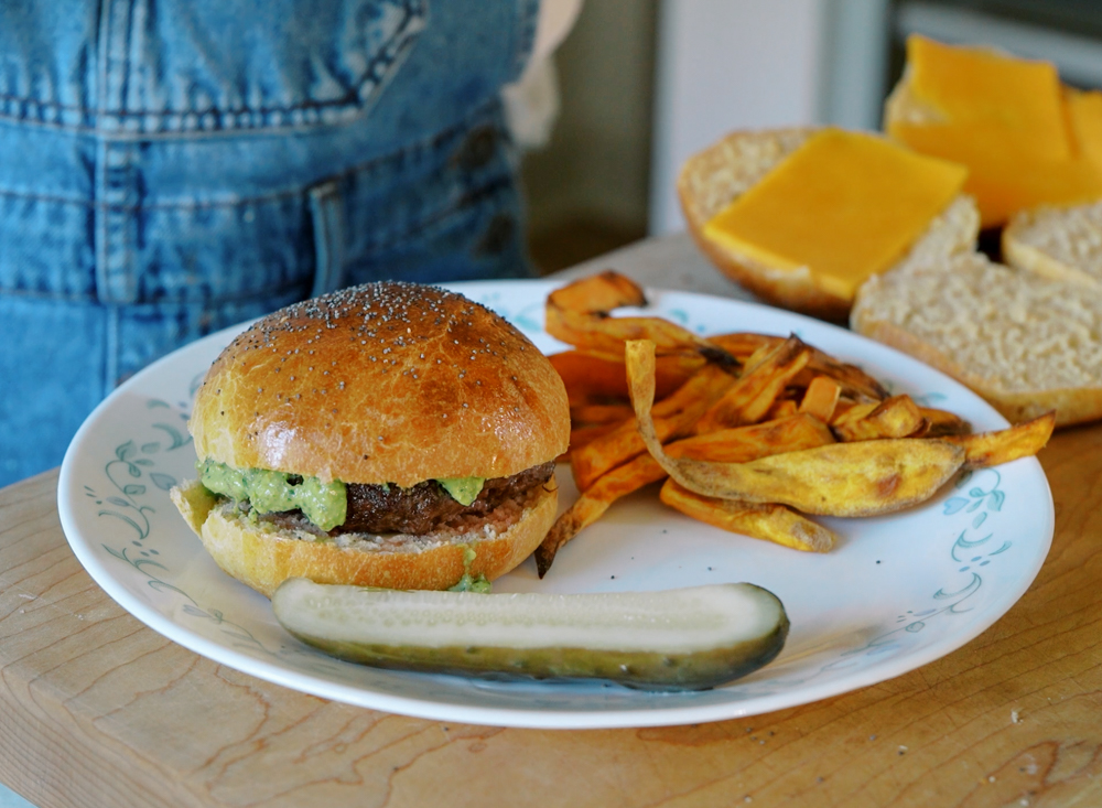 air fryer burger with air fryer sweet potato fries