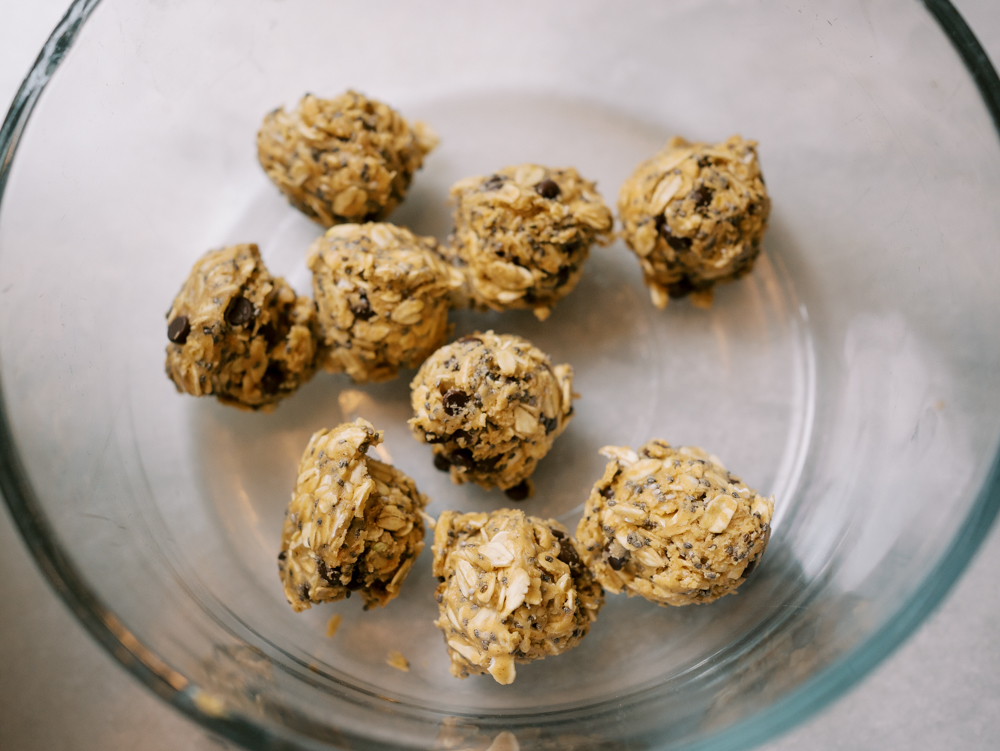 Peanut Butter Protein Bites with Oats