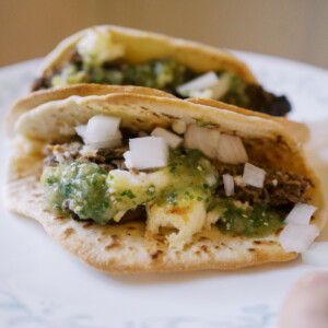 Slow Cooker Barbacoa Tacos with Salsa Verde