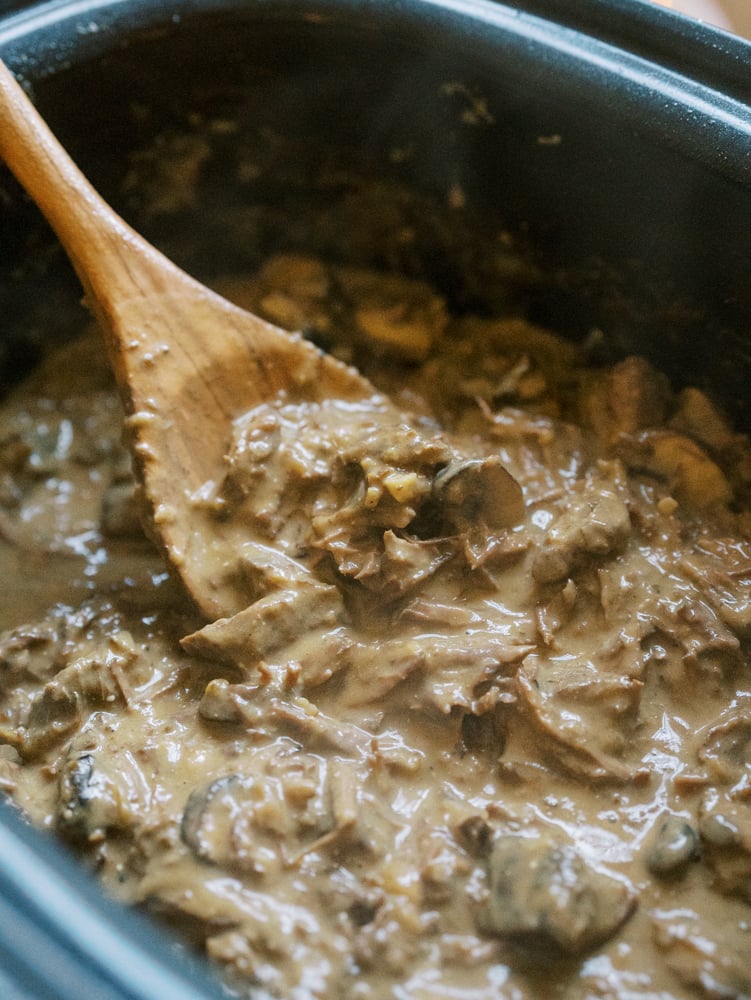 Slow Cooker Beef Stroganoff